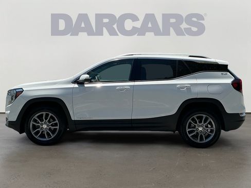 Used 2023 GMC Terrain SLT w/ Infotainment Package II AWD/4WD image 4