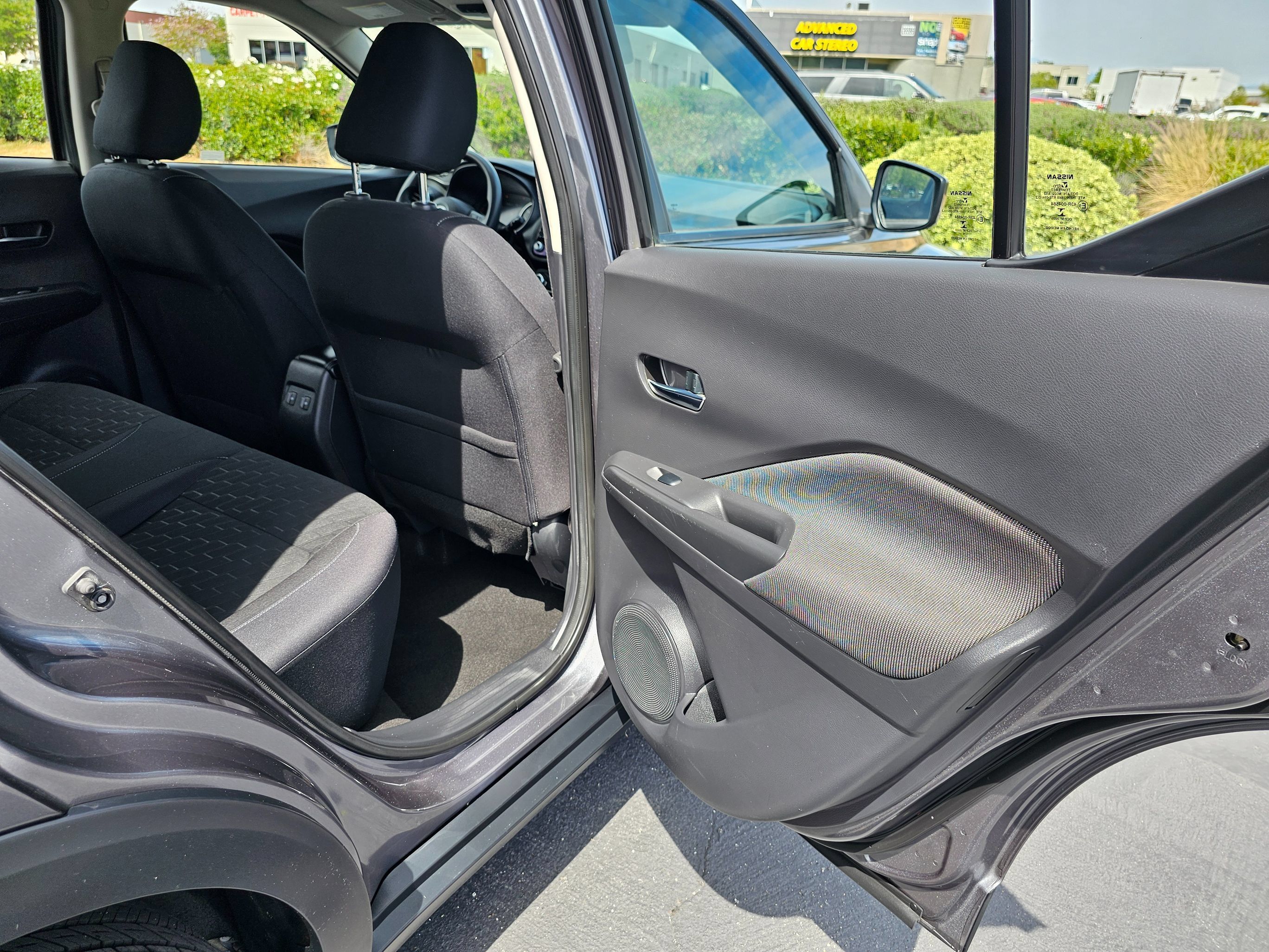 Used 2023 Nissan Kicks SV w/ Interior Electronics Package FWD image 26