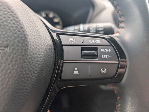 Used 2024 Honda HR-V Sport image 16
