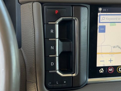 Used 2021 GMC Yukon Denali w/ Denali Ultimate Package image 22