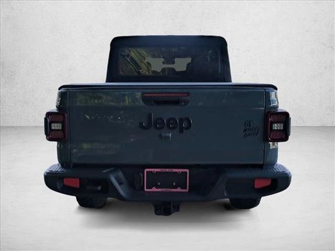 Used 2024 Jeep Gladiator Sport AWD/4WD image 7