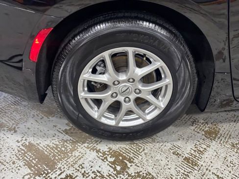 Used 2024 Chrysler Voyager LX image 24