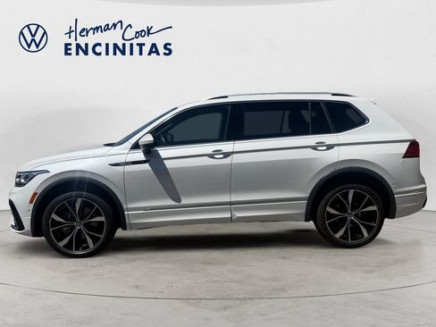 Certified 2023 Volkswagen Tiguan SEL R-Line AWD/4WD image 2