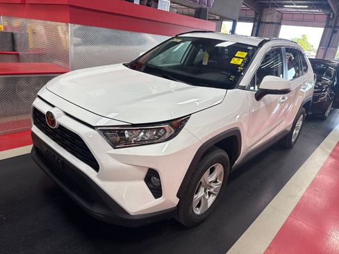 Used 2021 Toyota RAV4 XLE w/ XLE Grade Weather Package AWD/4WD image 1