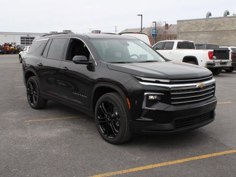 New 2026 Chevrolet Traverse LT AWD/4WD image 3
