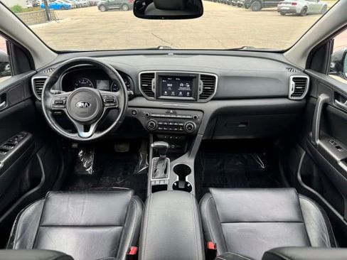 Used 2017 Kia Sportage EX w/ EX Premium Package AWD/4WD image 9