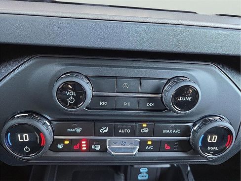 New 2025 Ford Bronco Outer Banks image 14