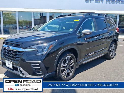 Used 2023 Subaru Ascent Touring AWD/4WD image 2
