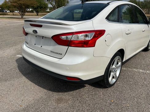 Used 2012 Ford Focus Titanium image 8