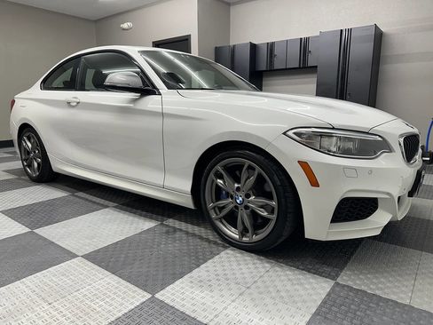 Used 2017 BMW M240i xDrive Coupe image 8