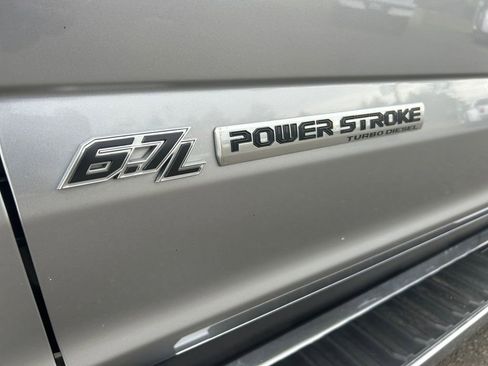 Used 2022 Ford F350 Lariat w/ Camper Package AWD/4WD image 33