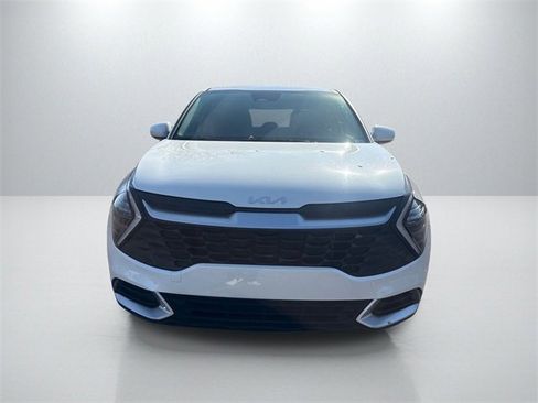 Certified 2025 Kia Sportage LX image 2