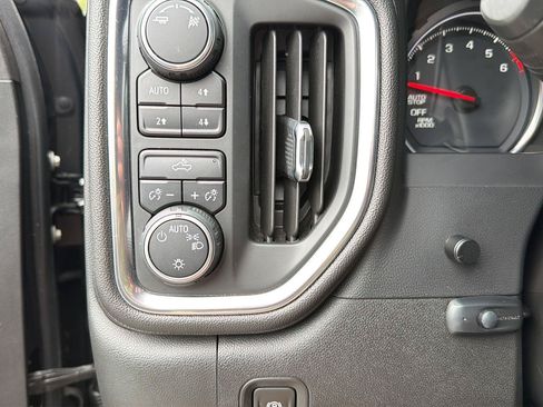 Used 2019 Chevrolet Silverado 1500 LT w/ All-Star Edition AWD/4WD image 19