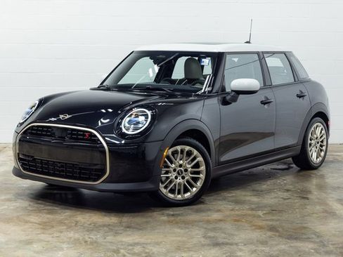 Certified 2025 MINI Cooper S image 8