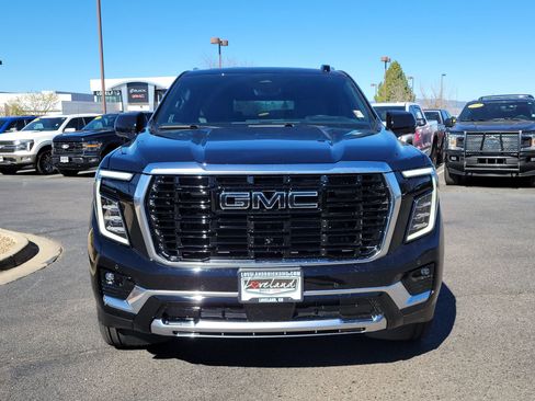 New 2026 GMC Yukon XL Denali w/ Denali Reserve Package image 5