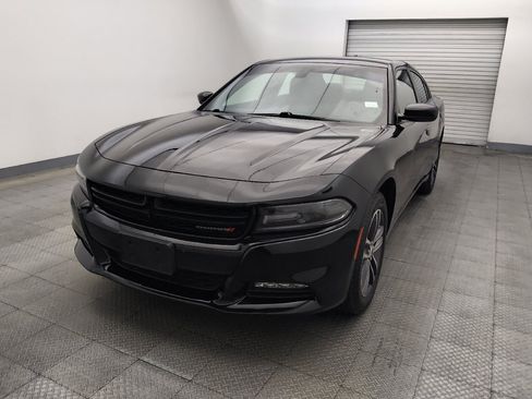 Used 2019 Dodge Charger SXT AWD/4WD image 15