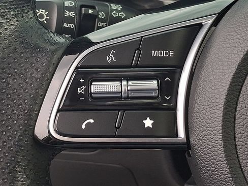 Used 2024 Kia Forte GT-Line w/ GT-Line Premium Package FWD image 17