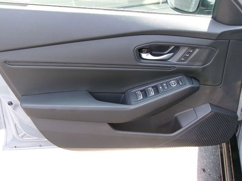 Used 2024 Honda Accord EX-L image 16