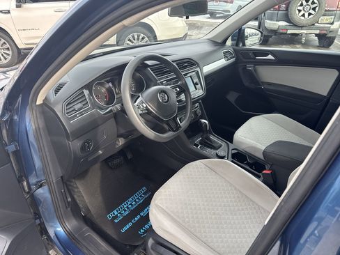 Used 2020 Volkswagen Tiguan S image 10