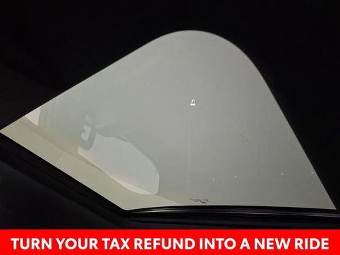 Used 2020 Land Rover Discovery Landmark image 16