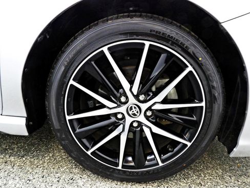 Used 2021 Toyota Camry SE image 21