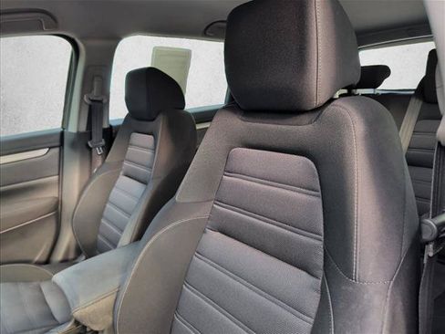 Used 2021 Honda CR-V LX image 19