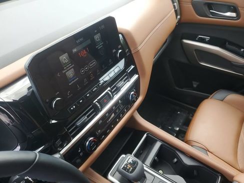 Used 2025 Nissan Pathfinder Platinum w/ Cargo Package FWD image 19