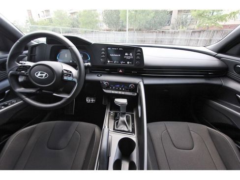 Certified 2026 Hyundai Elantra Sport FWD image 10