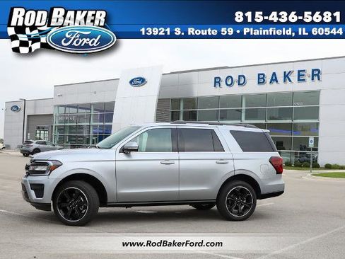 Certified 2024 Ford Expedition Limited image 1