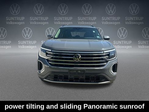 Used 2025 Volkswagen Atlas SE FWD image 14