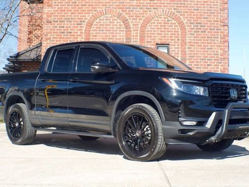 Used 2022 Honda Ridgeline Black Edition image 3