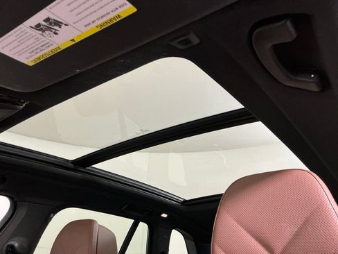 Used 2024 BMW X5 xDrive40i w/ Premium Package AWD/4WD image 23