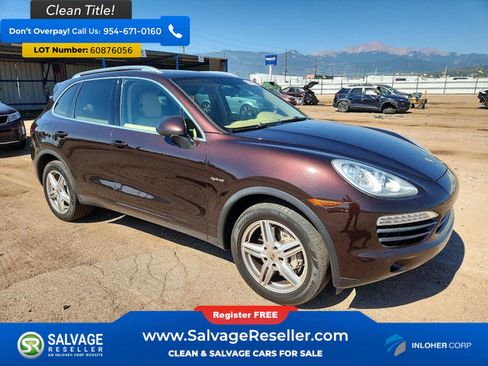 Used 2014 Porsche Cayenne S AWD/4WD image 5