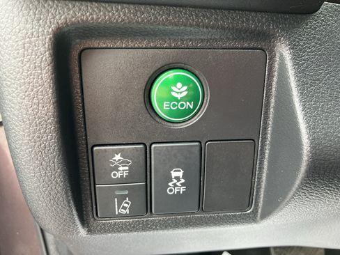 Used 2020 Honda HR-V EX image 14