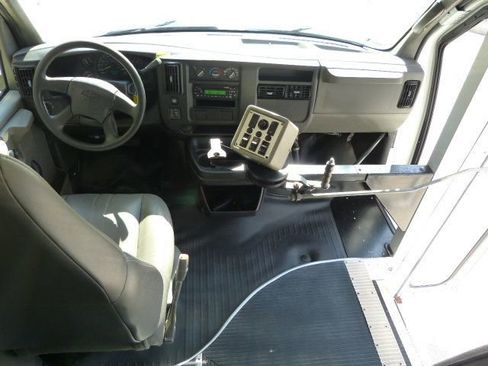 Used 2007 Chevrolet Express 3500 w/ School Bus Package image 33