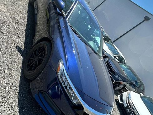 Used 2019 Honda Accord LX image 1