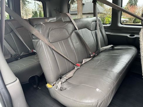 Used 2014 Chevrolet Express 2500 LS image 13