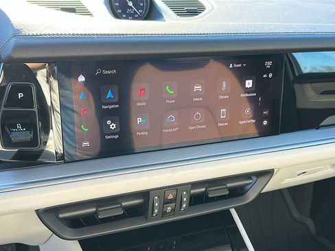 Used 2024 Porsche Cayenne Base image 16