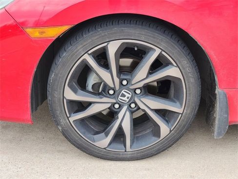 Used 2019 Honda Civic Sport image 10