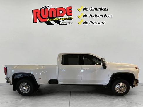 Used 2024 Chevrolet Silverado 3500 LTZ w/ LTZ Plus Package AWD/4WD image 7