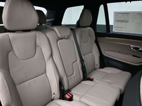 New 2026 Volvo XC90 T8 Ultra w/ Lounge Package AWD/4WD image 33