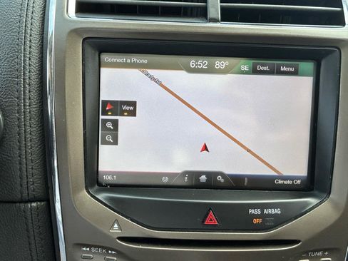 Used 2013 Lincoln MKX AWD image 26