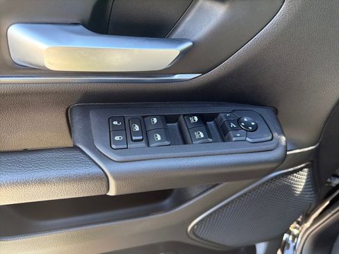 Used 2025 RAM 1500 Big Horn image 18