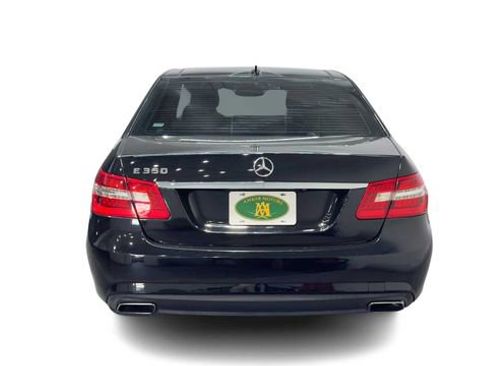 Used 2010 Mercedes-Benz E 350 Sedan image 3