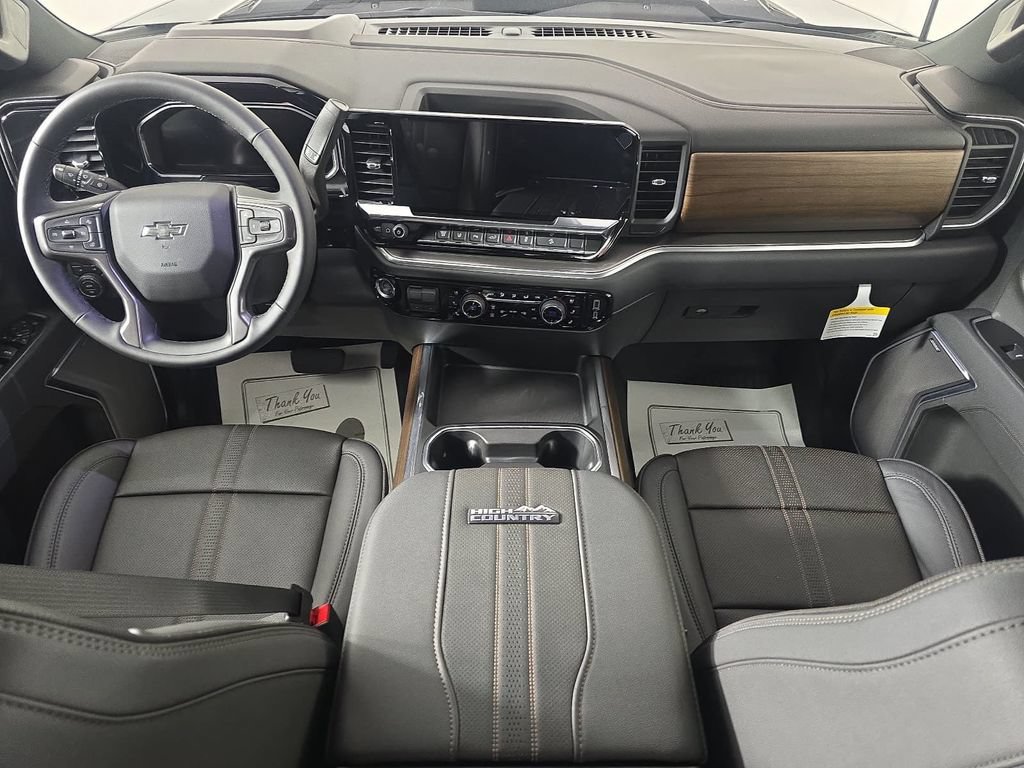 New 2026 Chevrolet Silverado 3500 High Country w/ High Country Premium Package AWD/4WD image 9