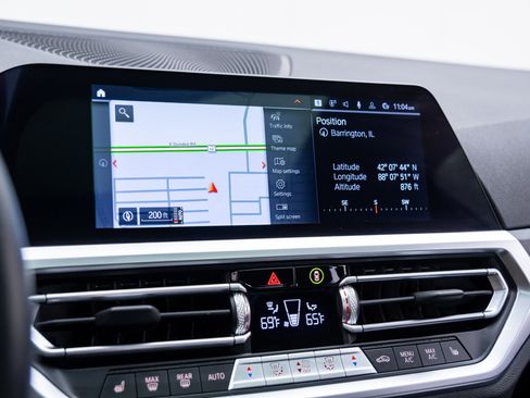 Certified 2022 BMW 330i xDrive Sedan w/ M Sport Package image 24