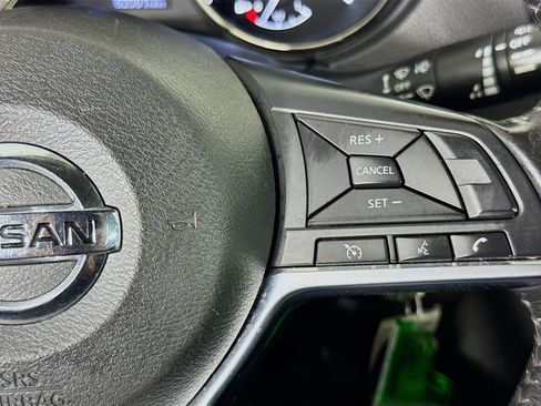 Used 2020 Nissan Rogue S w/ Special Edition Package FWD image 14
