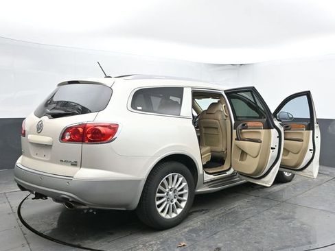 Used 2010 Buick Enclave CXL image 54