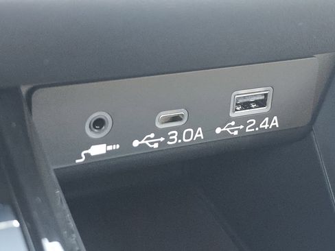 New 2025 Subaru Outback Premium image 25