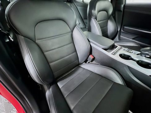 Used 2021 Kia Stinger GT2 RWD image 29